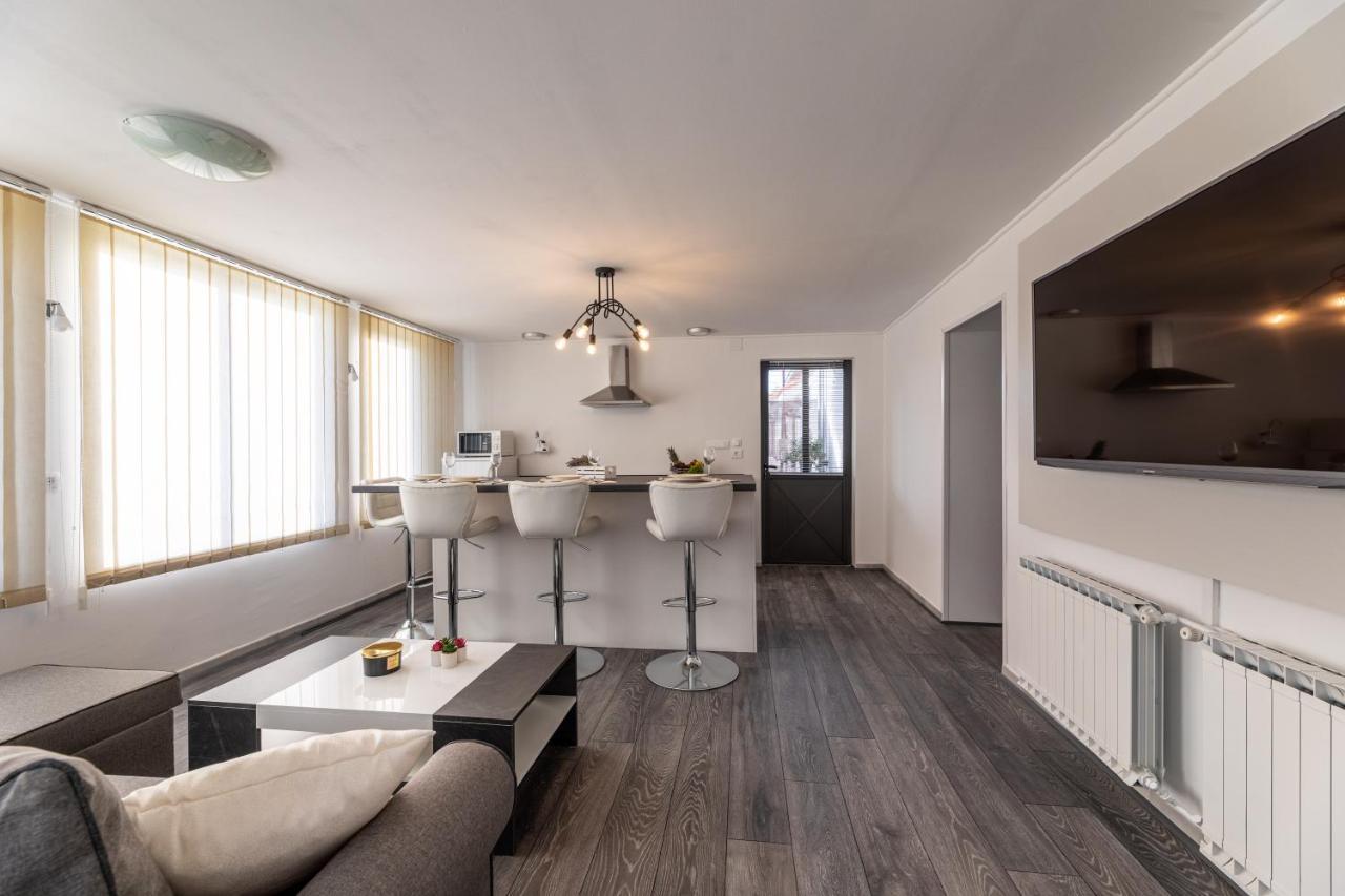 Apartment Josip Brusic Gabonjin Exteriér fotografie
